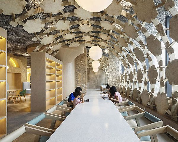 Futuristic Restaurant Interior Design